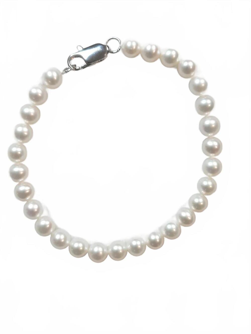 Vintage 7" Unmarked Silvertone Faux Pearl Bracelet/Womens/Girls Starter Pearls